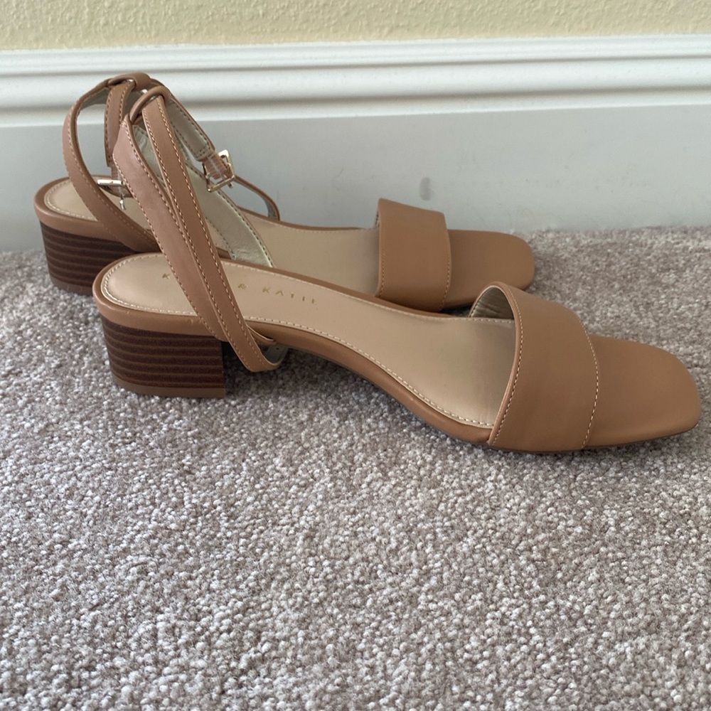 Kelly & Katie sandals